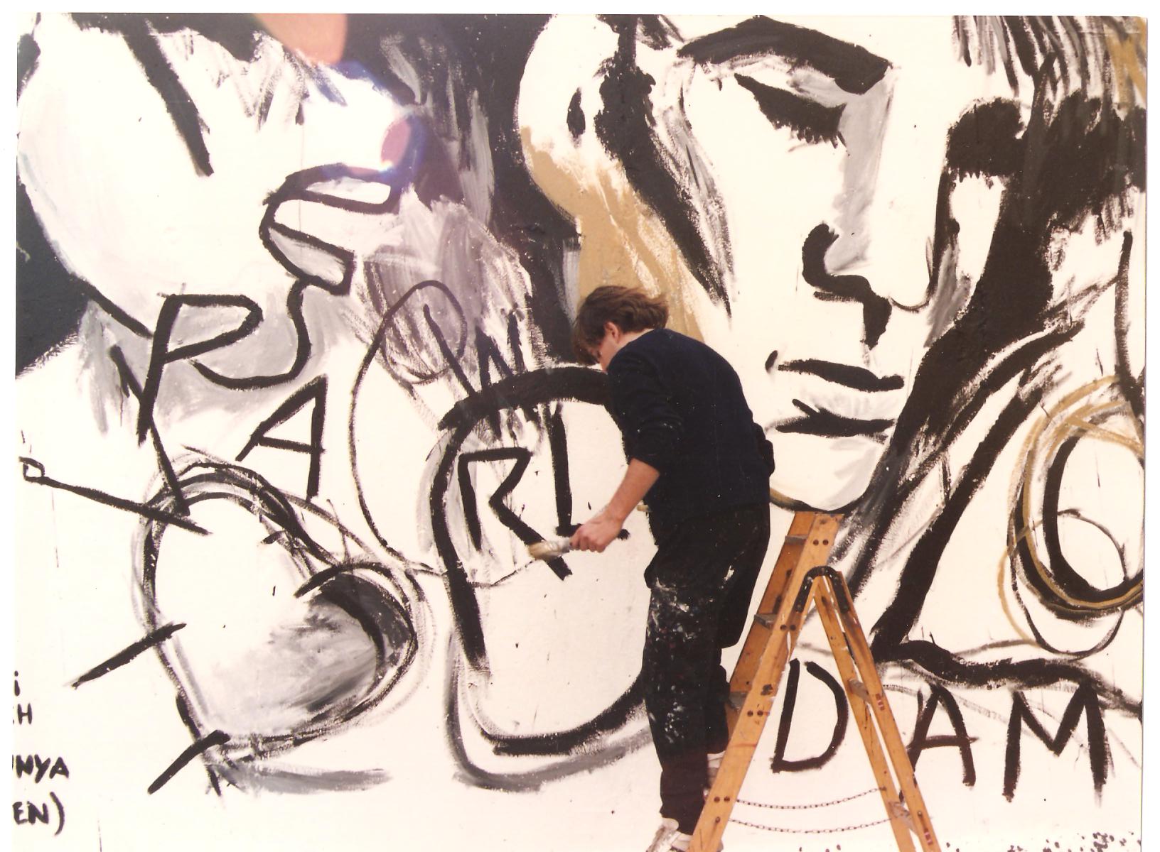 Ignasi Blanch working on his East Side Gallery mural in Berlin in 1990 (Source: Ignasi Blanch)